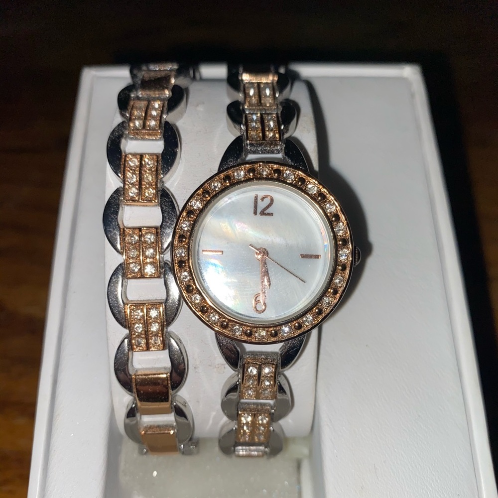 Super cute accessory watch!